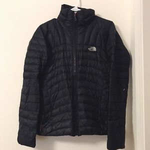 🌿 The North Face Black Coat